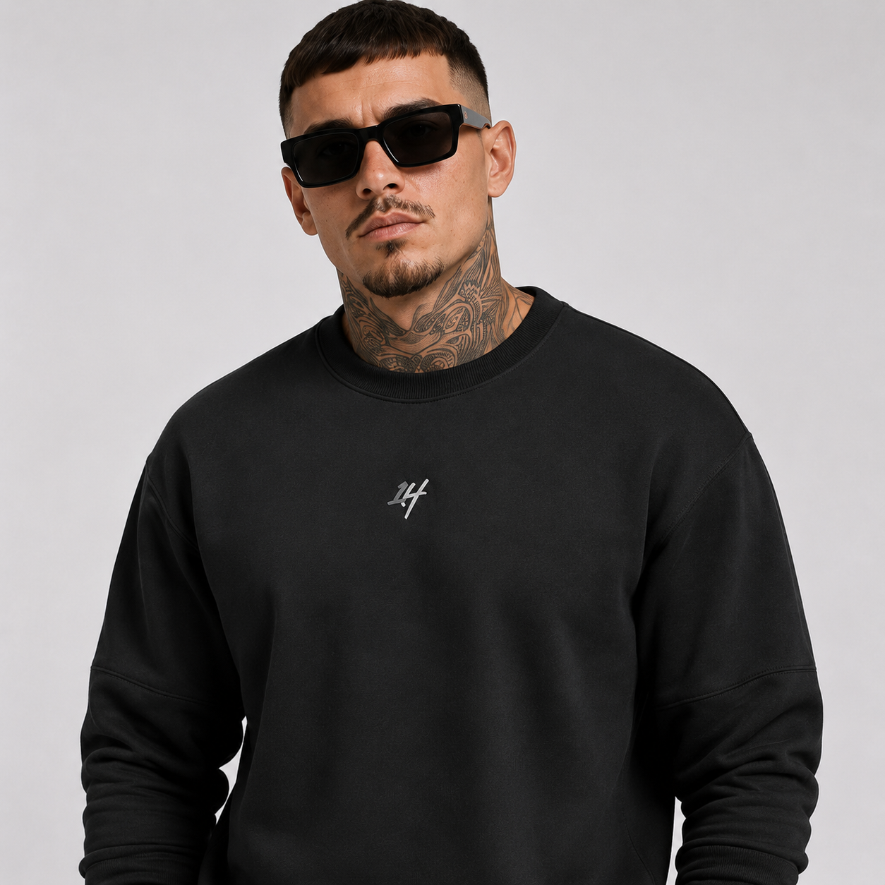 Gallery 005 Queen of Curses Sweater - Black | 1HUNNA